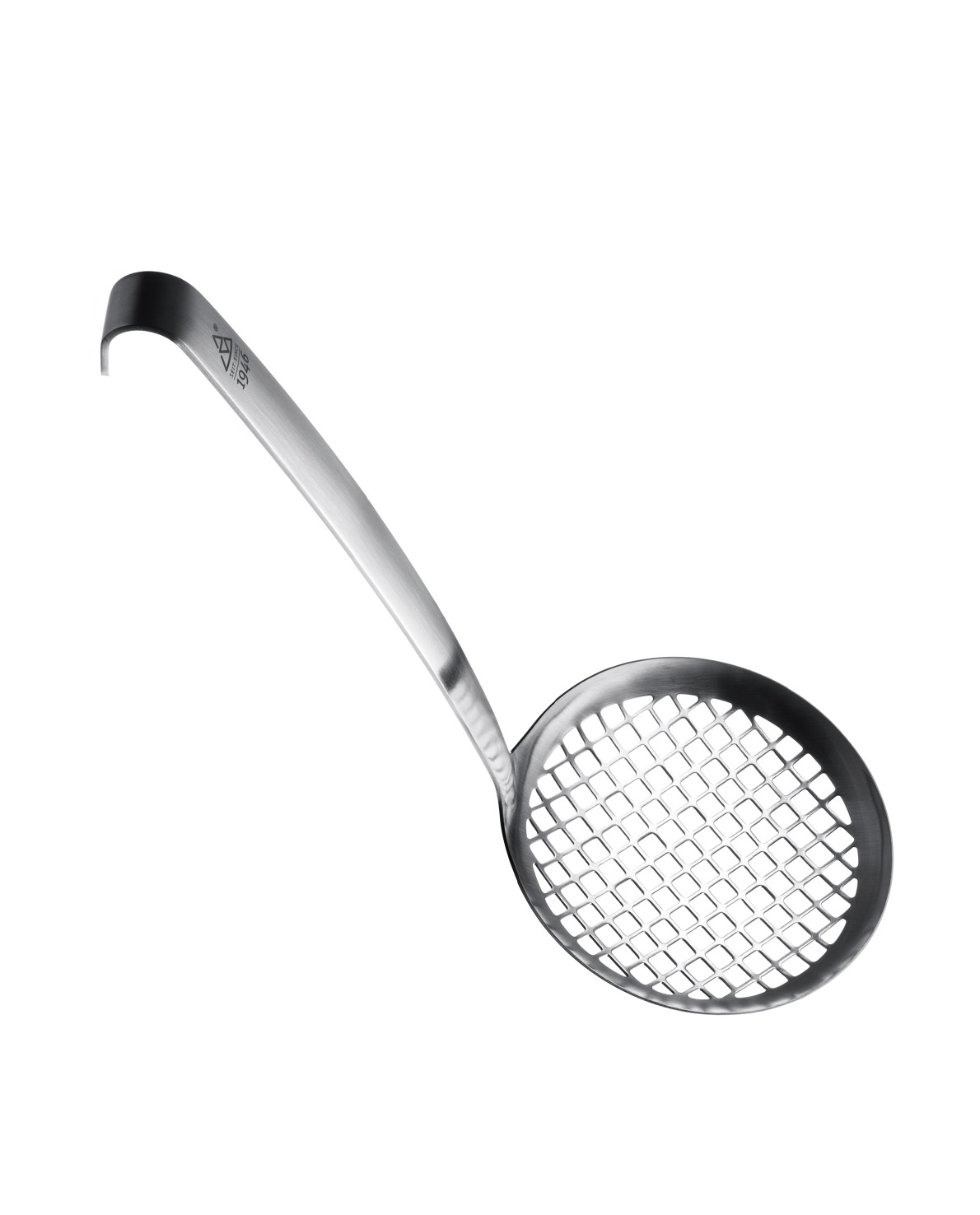 5870935-05-web